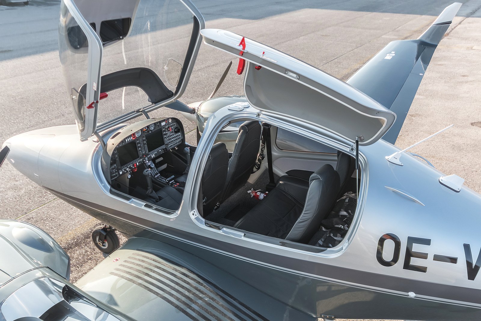 jet Diamond DA62
